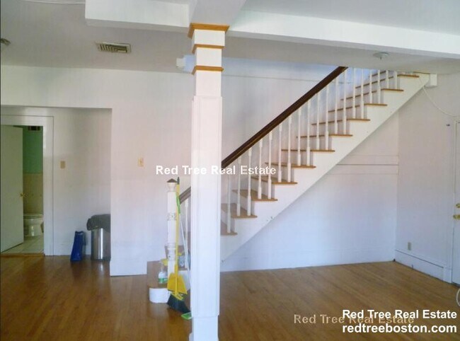 Photo - 12 Verndale St Unidad 1