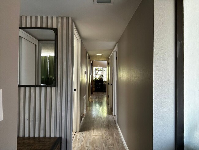 Photo - 4751 River College Dr