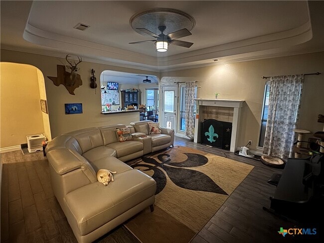 Photo - 2507 Isabelle Dr