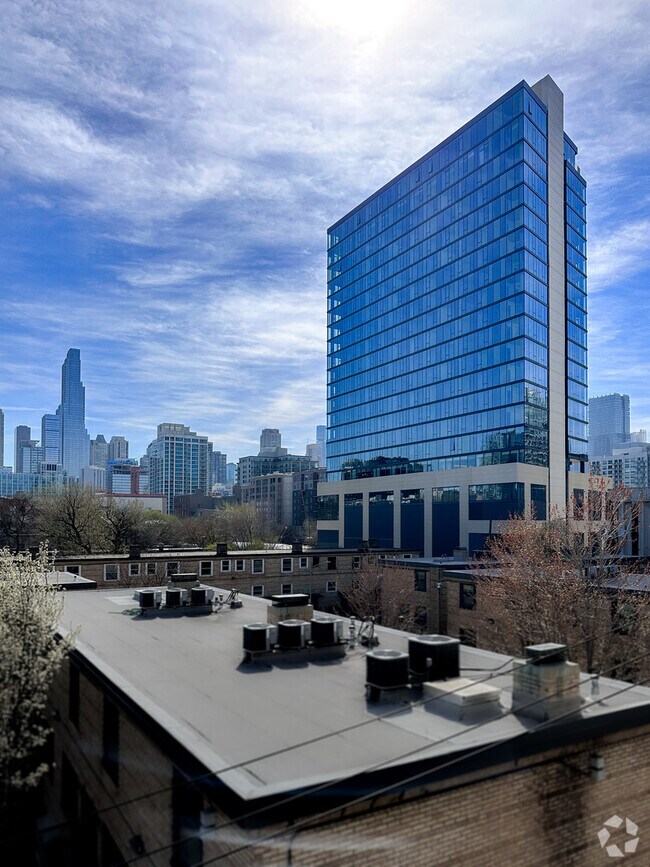 Building Photo - 808 N Cleveland Ave Unit 1612 Rental