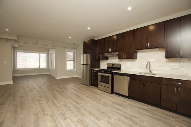 Photo - 1005 Crain St Unit 3