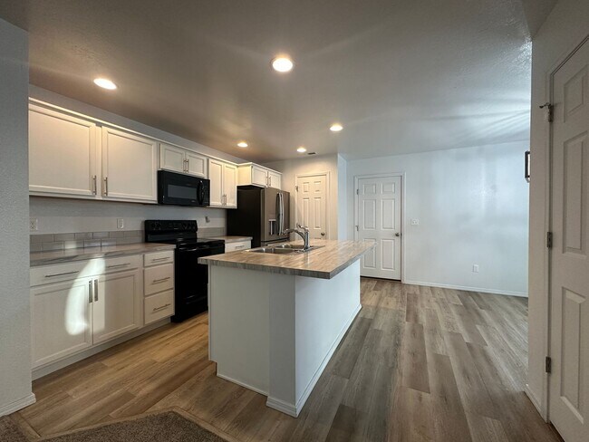 Photo - 3bed, 2.5bath, 1535sq.ft. home in Whitney ...