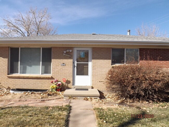 Building Photo - 3285 Revere St Unit A