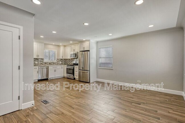 Photo - 3150 St Paul St