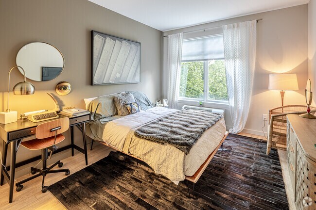 330 Angelo Cifelli Dr - 1BR, 1BA - 680SF - Bedroom