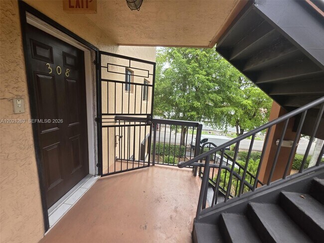 Photo - 5560 W 21st Ct Unit 308