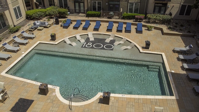 Photo - 1800 Broadway