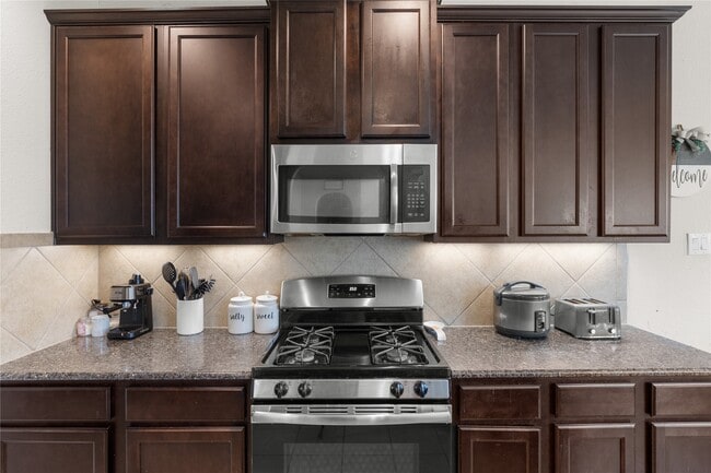 Photo - 2314 Red Slate Dr