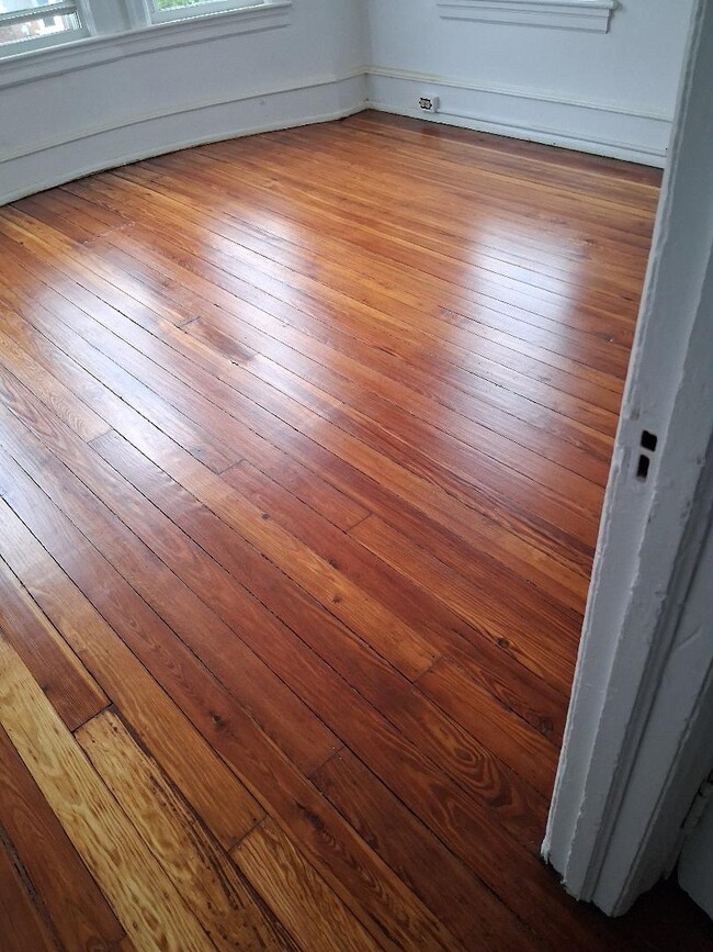 Photo - 17 W Madison Ave Unit B