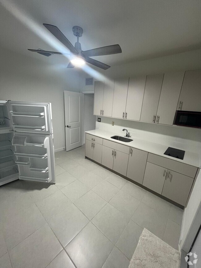 Building Photo - 28866 SW 163rd Ave Unit Efficiency homestead