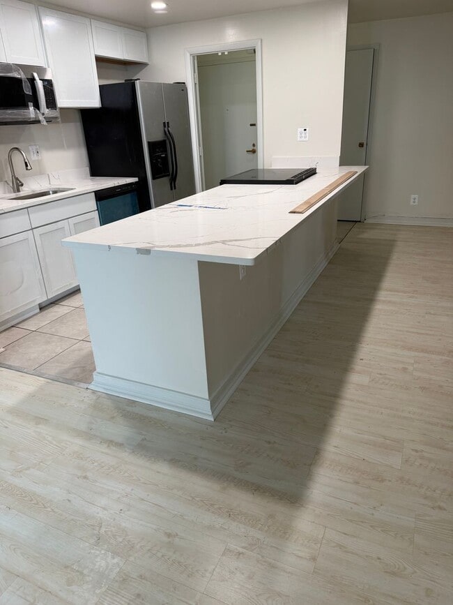 Photo - Beautiful Condo in Gaithersburg, MD Unit 2501