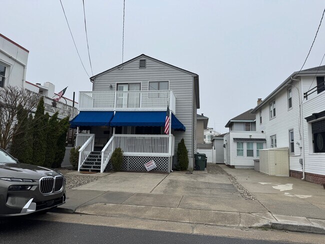 2 N Frontenac Ave