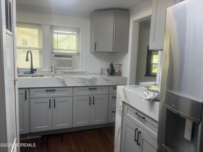 Photo - 309 Hume St Unit D