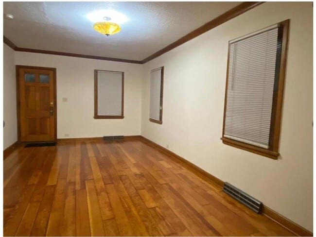 Photo - 1068 Arundel St