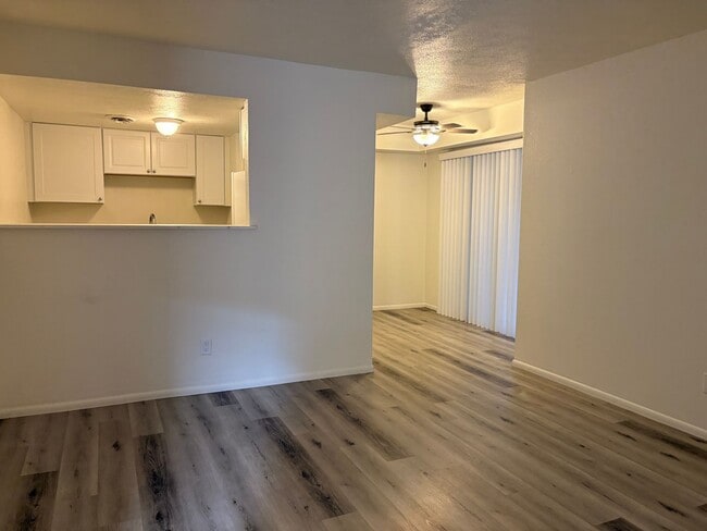 Building Photo - Northeast Condo