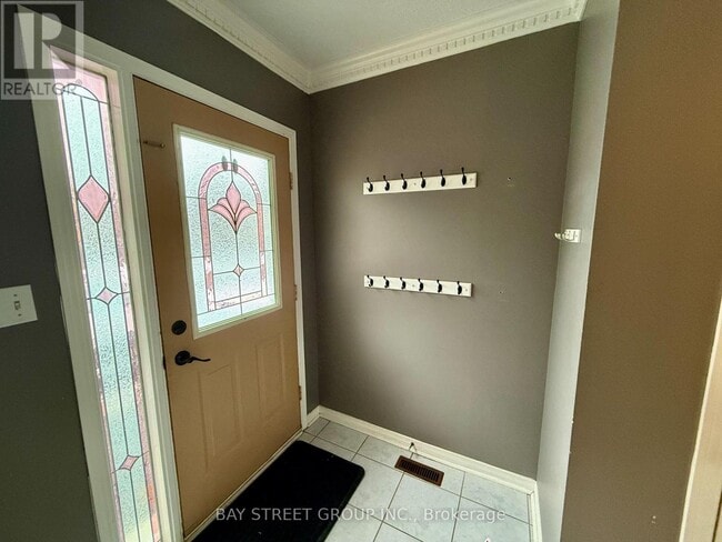 Photo - 2136 Golden Orchard Trail