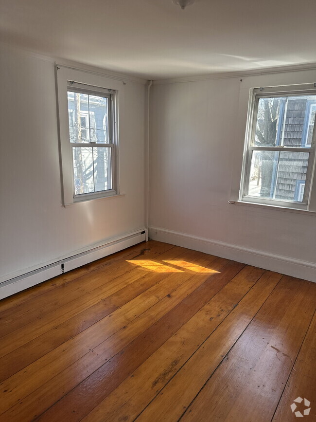Building Photo - 1 Bedroom, 1 Bathroom apartment in Histori... Unit 2