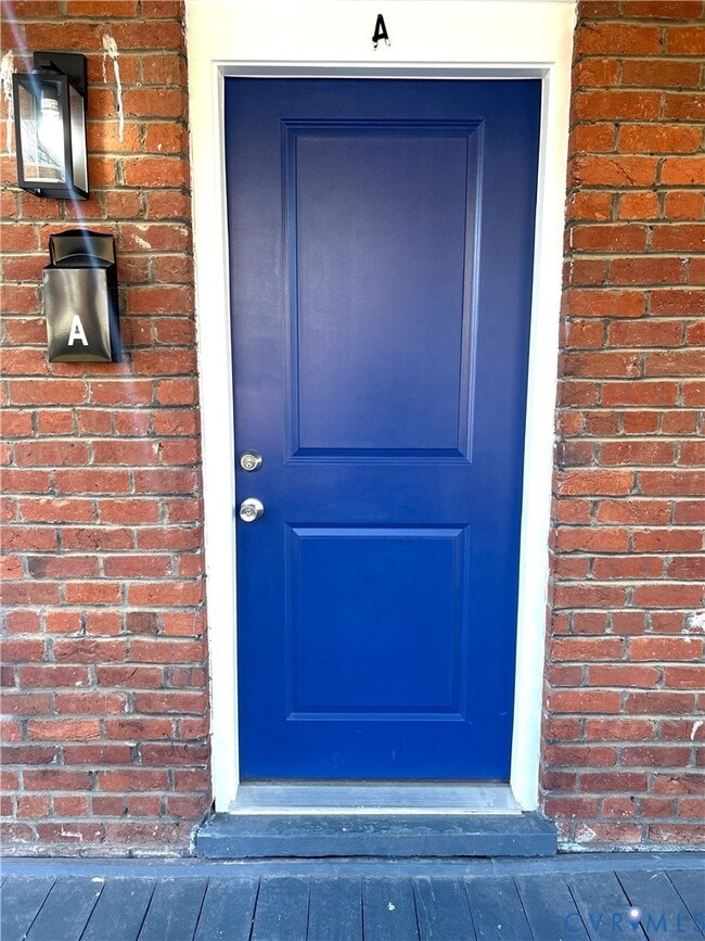 Building Photo - 1209 Wallace St