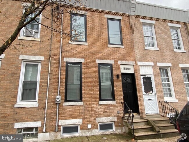 Building Photo - 3229 Chatham St Rental