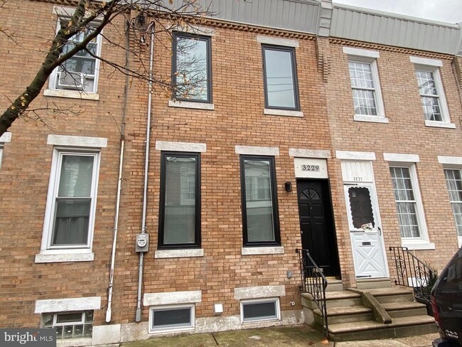 Photo - 3229 Chatham St Townhome
