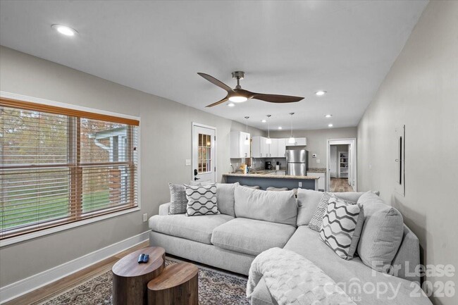 Photo - 2708 Mooresville Rd Unit B