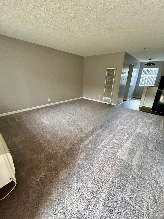 Photo - Spring Glen Apartments