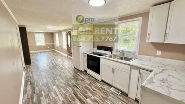 114 Radcliff Dr
