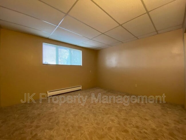 Photo - 1401-142B 2b St S