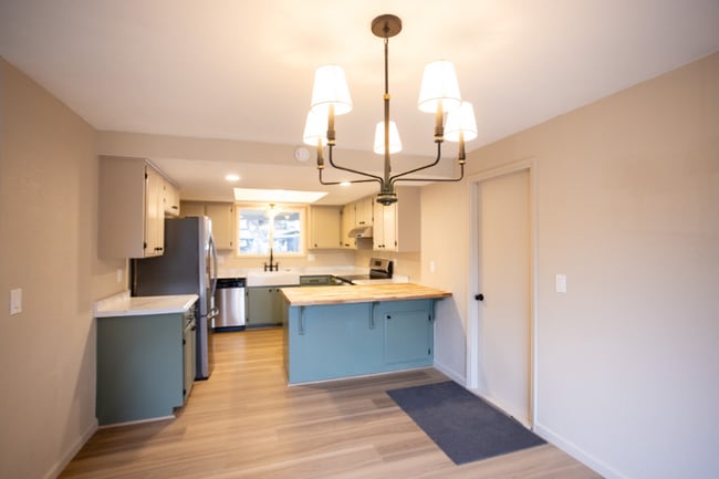 Photo - 5520 Valleyview Ln