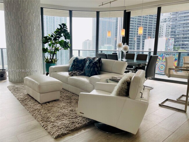 Photo - 45 SW 9th St Unidad 2003