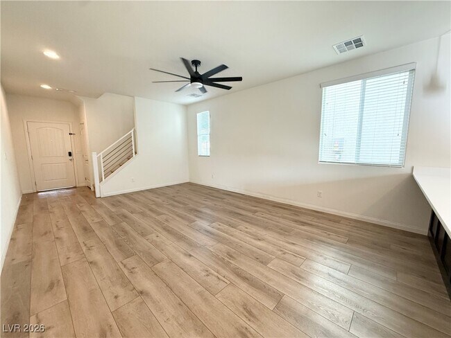 Photo - 5414 Enchanted Rose St