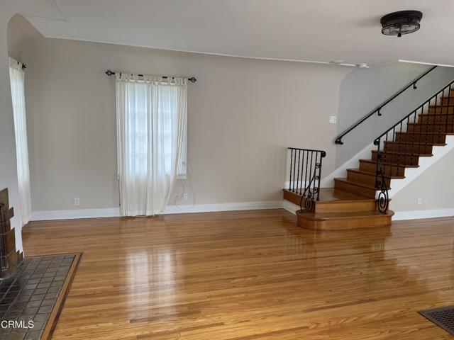 Photo - 920 Summit Dr