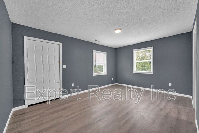 Building Photo - 5706 Monte Sano Rd Rental