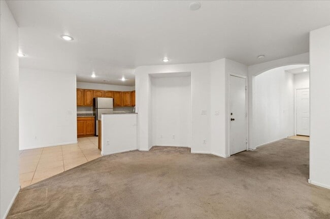 Photo - Welcome Home! 3 Bd, 2.5 Bths, 2-Car Garage, Open Floor Plan - Southwest