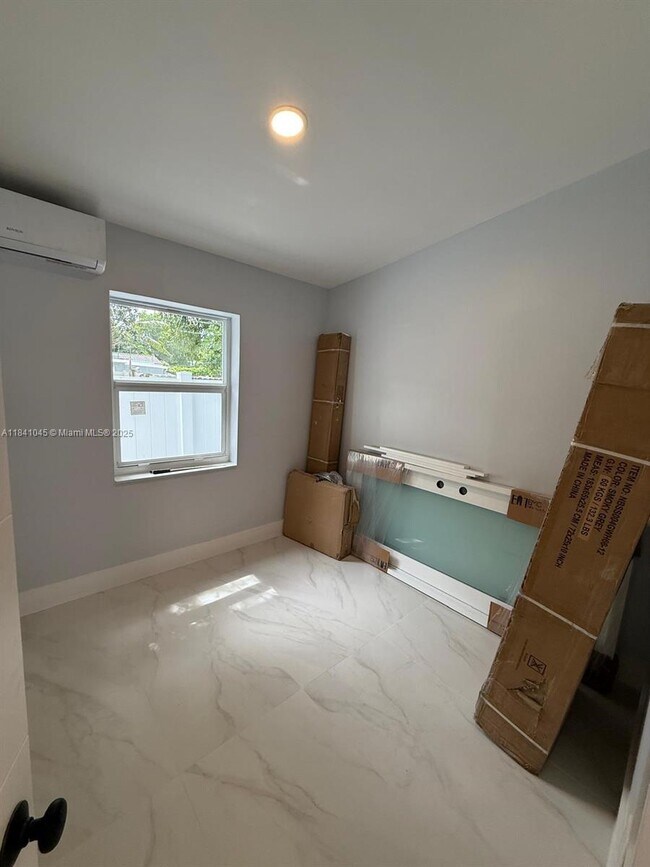 Photo - 5636 Arthur St Unit 1