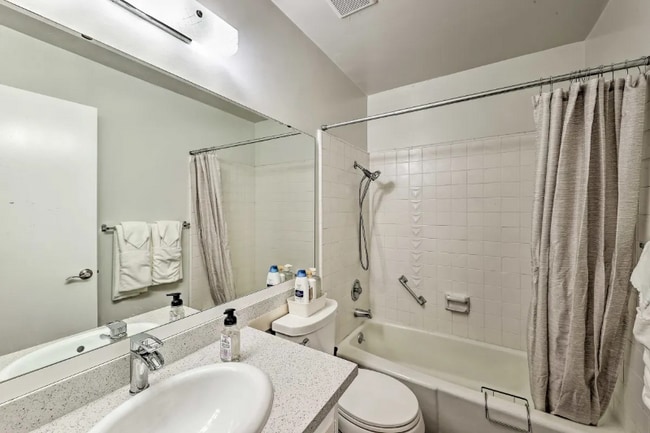 Photo - 123 Undisclosed