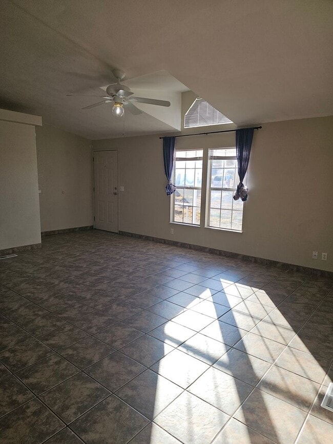 Photo - LARGE 4 BED HOME IN HORSESHOE RANCH ESTATES