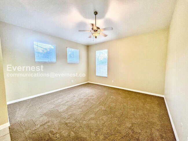 Photo - 7002 Potomac Cir