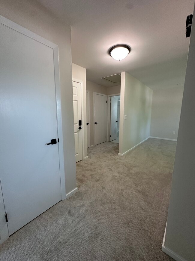 Photo - 79 Broadway Unit Bright 2BR 2nd floor of private house