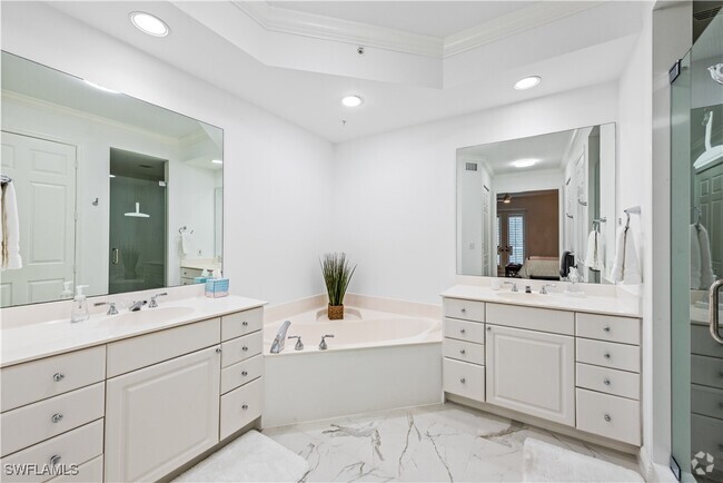 Building Photo - 400 Flagship Dr Unit 402 Rental