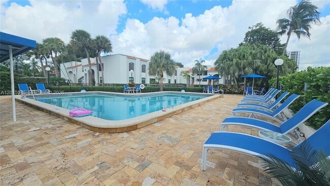 Photo - 3544 Magellan Cir Unidad 117
