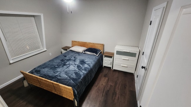 Photo - 3512 Holmes Ave