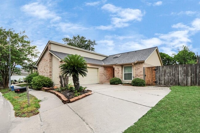 Photo - 8502 Fawn Terrace Dr House