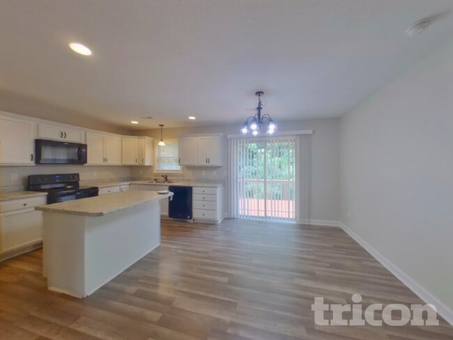 Photo - 456 Blairwood Ct