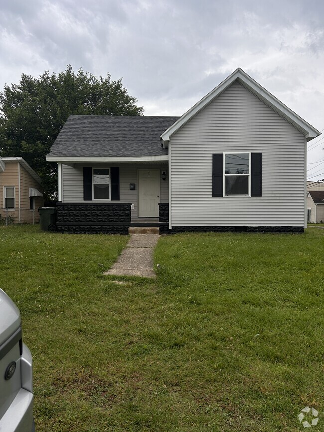 Building Photo - 1702 McCulloch Ave Rental