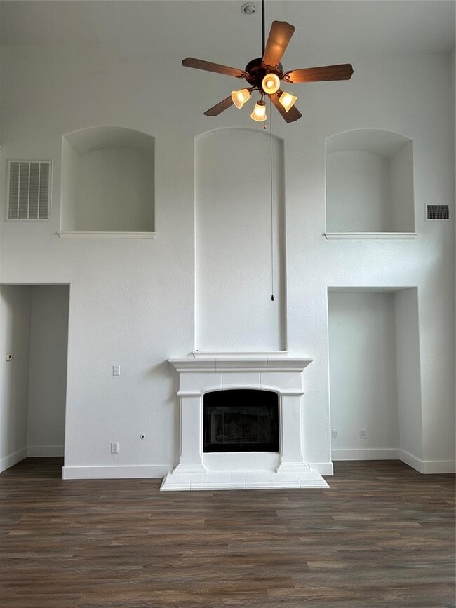 Photo - 1374 Red Stag Pl