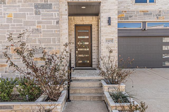 Photo - 13237 Jonata St