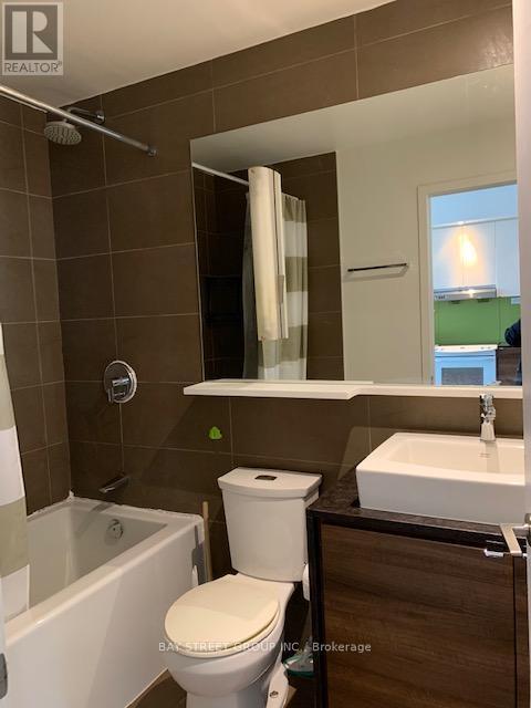 Photo - 121 McMahon Dr Unité 3107