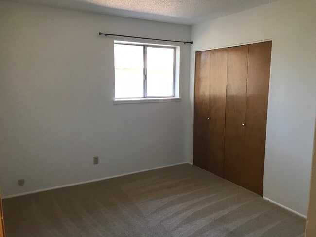 Photo - 329 W Oak Ave Unit PM953-1