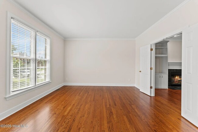 Photo - 253 Spruce Rd